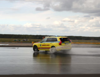 kurs tor modlin volvo xc90 ambulans