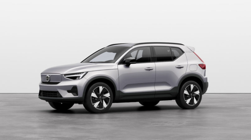 volvo xc40 elektryczne przod bok