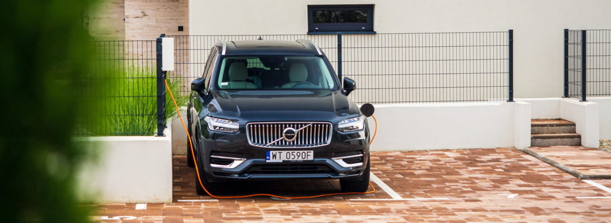 volvo xc90 plug in